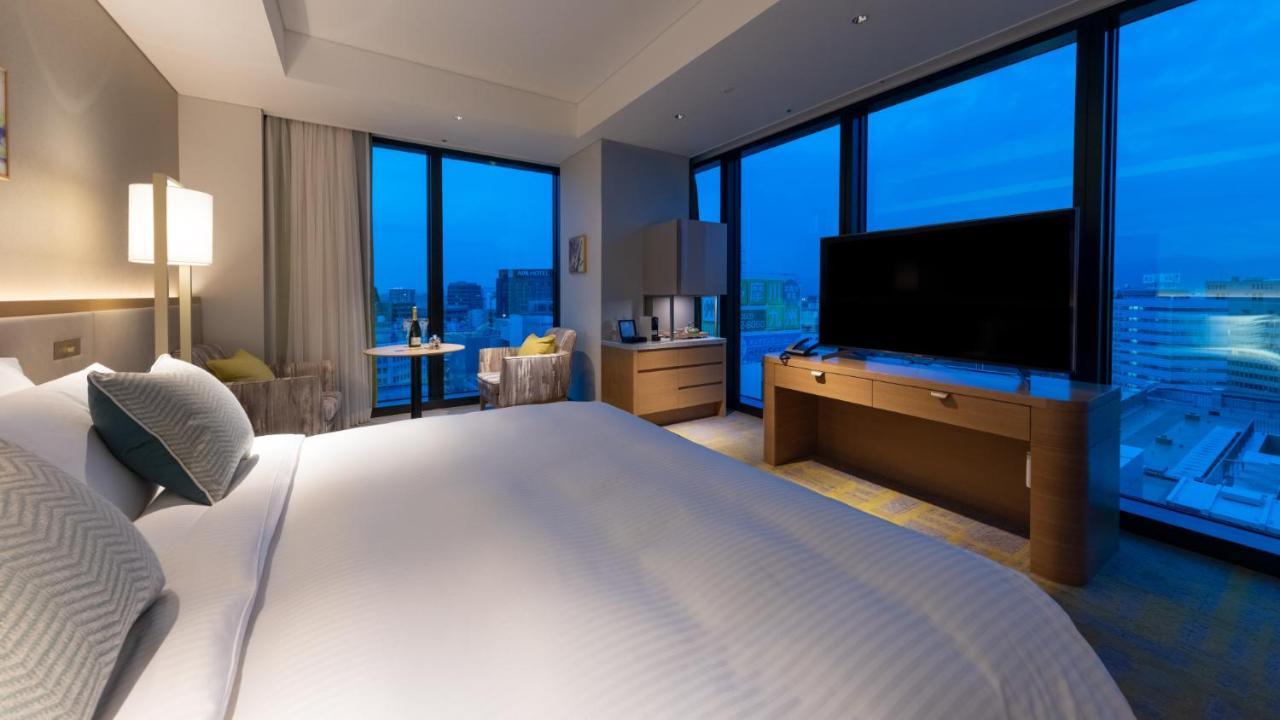 Miyako Hotel Hakata Fukuoka  Bagian luar foto Deluxe Suite