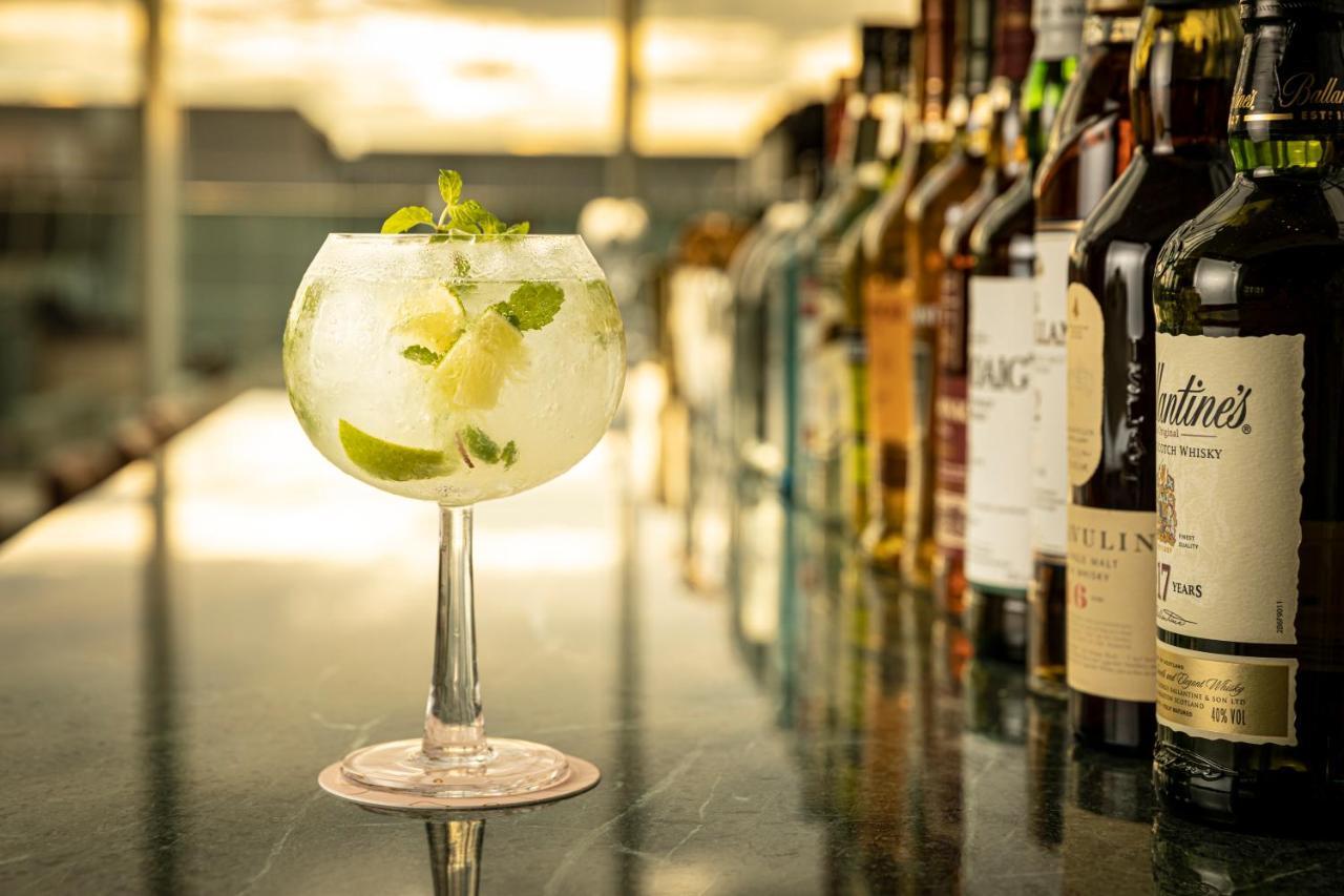 Miyako Hotel Hakata Fukuoka  Bagian luar foto A gin and tonic